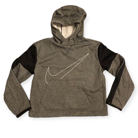 NWT Nike Therma Girls Pullover Hoodie Size L - Picture 1 of 10